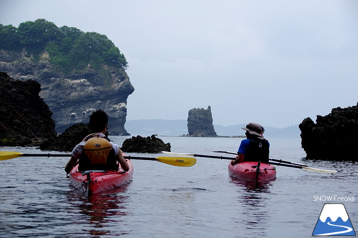 真夏の北海道・小樽塩谷 シーカヤックで目指せ『青の洞窟』！